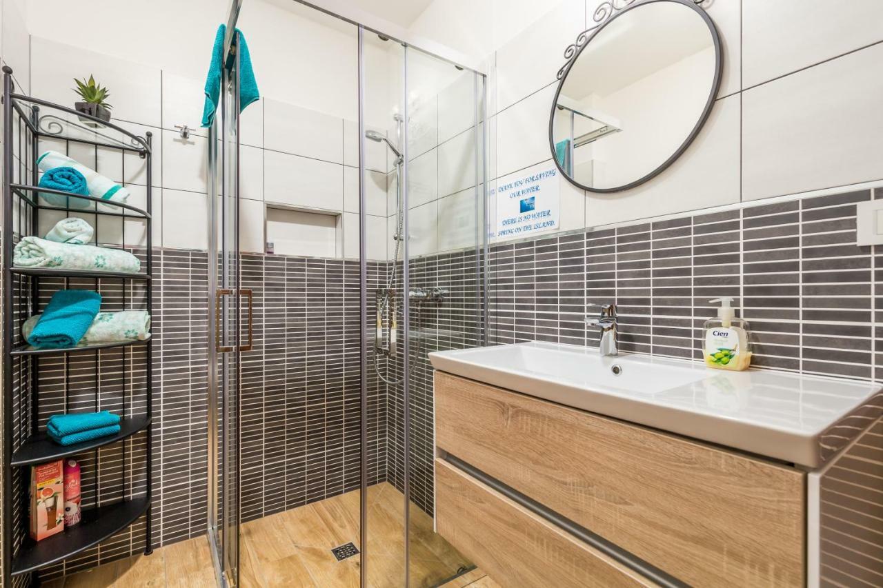 Apartments Linda Sestrunj Εξωτερικό φωτογραφία