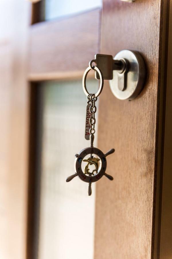 Apartments Linda Sestrunj Εξωτερικό φωτογραφία